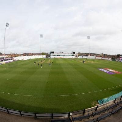 Northamptonshire V Middlesex Day Three Live