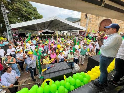 En tiempo récord candidato Héctor Mantilla asistió a cierres de