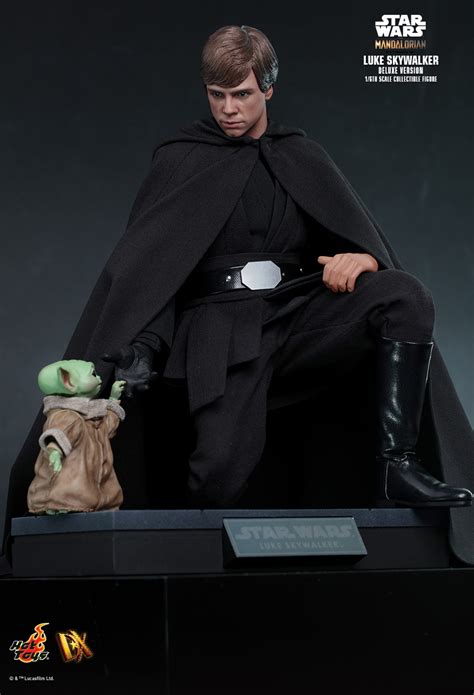 Pre Order Hot Toys The Mandalorian Luke Skywalker Deluxe Version Th Scale Collectible