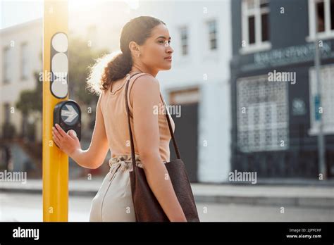 En Attente De Vert Banque De Photographies Et Dimages Haute