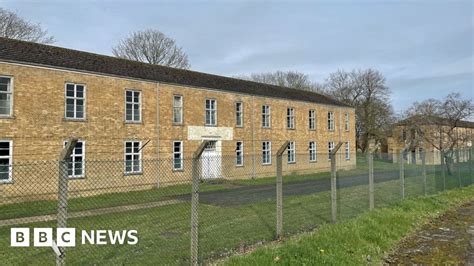 Council Inundated With Proof Of Raf Scampton Asylum Camp Work Bbc News