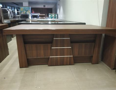 Mdf Rectangular Wooden Office Table With Storage At Rs In Sas Nagar