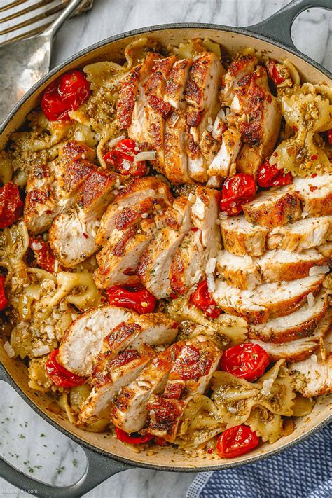 Easy Pesto Chicken Pasta Recipe Chicken Pasta Dinner — Eatwell101