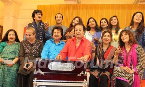 Rehearsal Of The Th Khazana Ghazal Festival