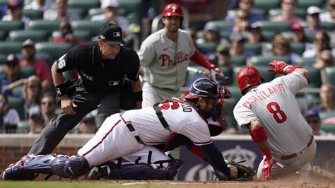 Castellanos Plates 3 Phillies Hold Off Braves 76 In NLDS