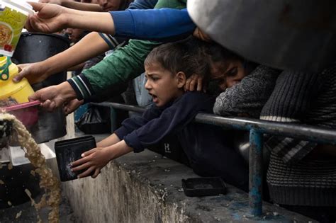 Bank Dunia Lebih Dari Separuh Penduduk Gaza Berada Di Ambang Kelaparan