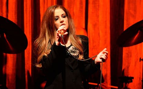 Lisa Marie Presley Kept Son Benjamin Keoughs Body In Her Home For 2