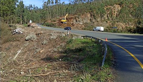 Valdoviño cortes al tráfico por obras en la carretera AC 566 Galicia