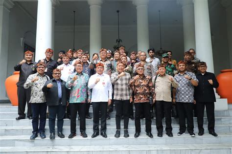 Panen Tahun Kedua Purwakarta Banjir Bawang Merah