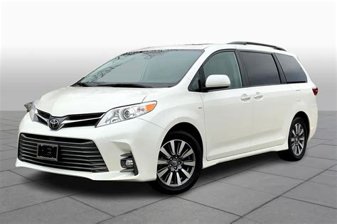 Pre Owned Toyota Sienna Le Mini Van Passenger In Danvers