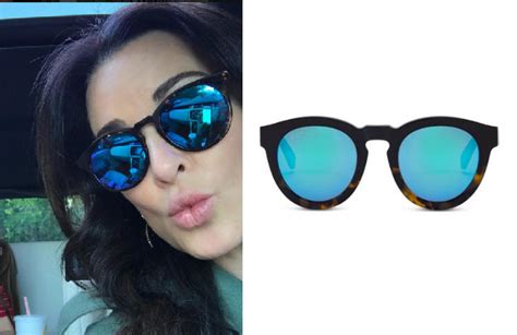 Real Housewives Of Beverly Hills Kyle Richards` Blue Sunglasses Your Style 411