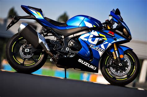 The Art Of Speed: Capturing The GSX 1000 RR In Photos - MAXIPX