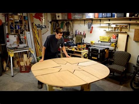 DIY Expanding Table