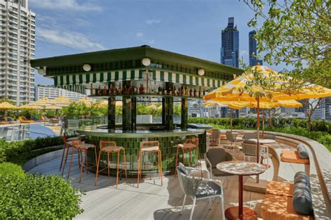 standard  stylish hotel opens  singapore  year