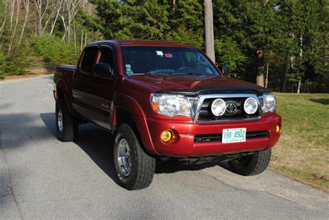 Customized 2005 Toyota Tacoma Base Crew Cab For Sale