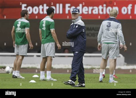 Republic of Ireland manager Giovanni Trapattoni during a training ...