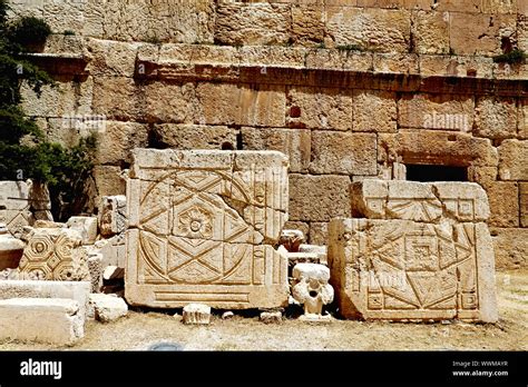 Details - Baalbek Temple Complex - Baalbek, Lebanon Stock Photo - Alamy