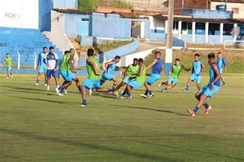 Dinâmico Maurício Barbieri Começa A Montar Base Da Escalação Do Csa