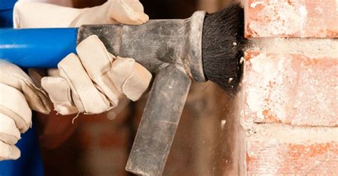 A Step By Step Guide How To Remove Plaster From Brick Safely And