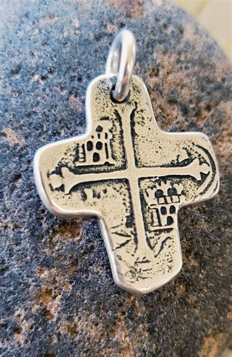 Retired James Avery Rare Pieces Of Eight Cross Pendan Gem