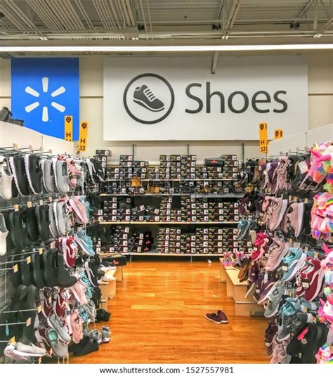 Walmart Retail Store Mens Womens Shoes Stock Photo 1527557981