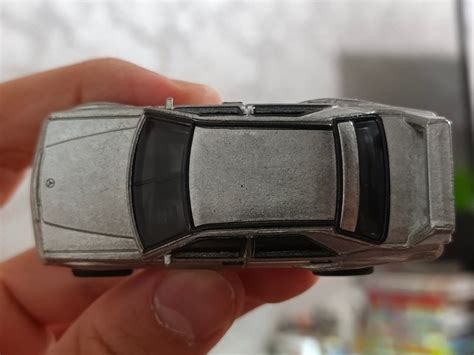 Машинка Hot Wheels Premium Bugatti Veyron купить на OZON по низкой цене