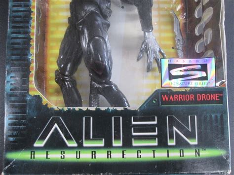 1997 Kenner Alien Resurrection Warrior Drone Hasbro Signature Series 27900 Nib Ebay