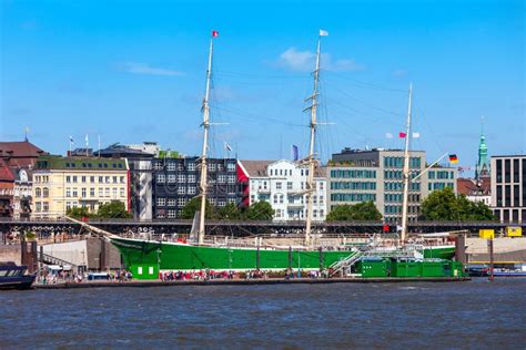 Schiffsmuseum Rickmer Rickmers Hamburg Stockfoto Bild von berühmt