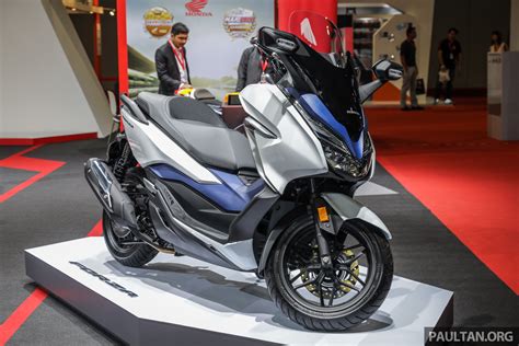 Honda PCX Hybrid Forza 300 Dan CBR1000RR Tiba Di Malaysia Harga RM13