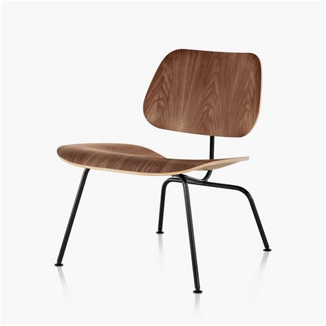 Eames Molded Plywood Lounge Chair With Metal Base By Charles Ray