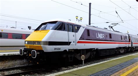 Lner Class 91 New Liveried Class 91 91124 In The Bay… Flickr