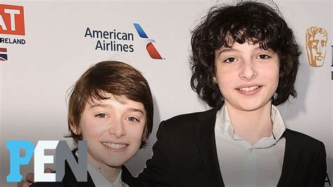 Stranger Things Noah Schnapp And Finn Wolfhard On The Golden Globes Pen Entertainment Weekly