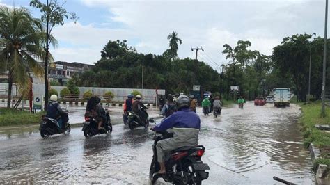 Batam Bakal Sering Diguyur Hujan Dan Banjir Rob Di Pesisir Pantai Ini