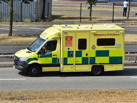 London Ambulance Service Mercedes Sprinter Emergency A Flickr