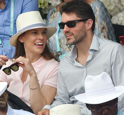 Ans Hilary Swank Va Tre Maman Pour La Premi Re Fois Et Elle A Eu