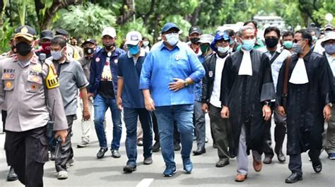 Layangkan Gugatan Ke Mk Andi Gani Uu Cipta Kerja Rampas Masa Depan