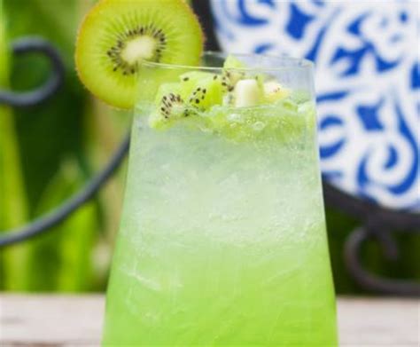 Caipiroska Al Kiwi La Ricetta Per Preparare La Caipiroska Al Kiwi