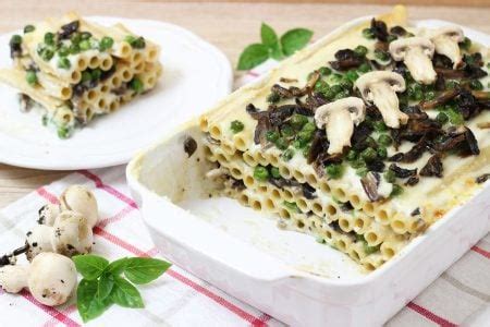 Ziti Al Forno Con Pomodoro E Mozzarella Ricetta Fatto In Casa Da