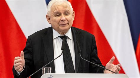 Jarosław Kaczyński zapowiada podatek Robin Hooda Niektórzy mają