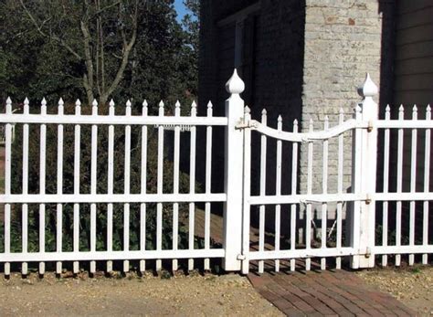 Wooden Picket Fence Gate Madison Art Center Design