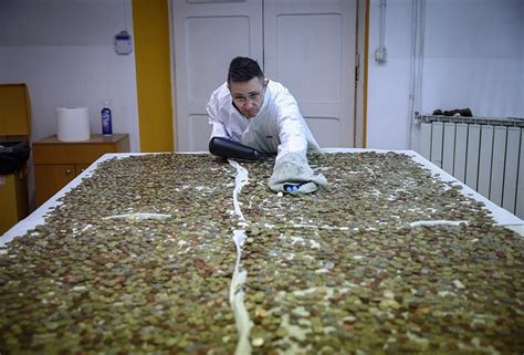 What happens to the coins tossed into Rome's Trevi Fountain? | Astro Awani