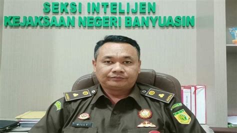 Pria Di Jawa Barat Catut Nama Kasi Intel Kejari Banyuasin Sejumlah