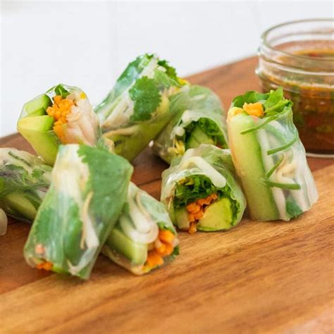 How To Make Vegetable Rice Paper Rolls - A Tasty Kitchen