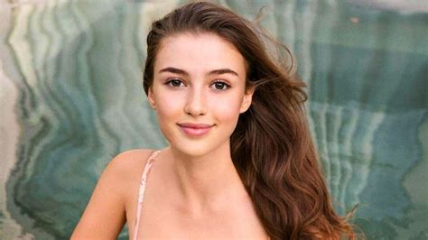 Olivia Casta American Model Instagram Star Biography Wiki Age