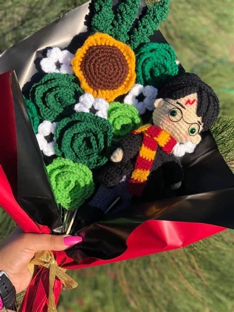 Potter Bouquet Crochet Bouquet Fun Crochet Projects Crochet Projects