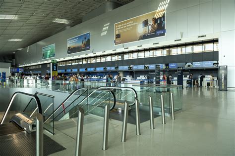 Aeromexico Repeats as Most On-Time Global Airline; Qatar Airways Claims