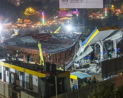 Death Toll Rises To 14 In Mumbai Hoarding Tragedy Search And Rescue