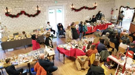 Un marché de Noël artisanal