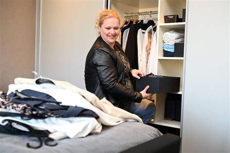 Kledingkast Opruimen Van Zomergarderobe Naar Wintergarderobe Opruimen