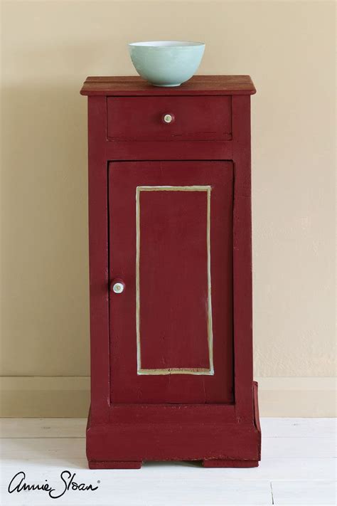 Kriedov Farba Burgundy Chalk Paint Annie Sloan